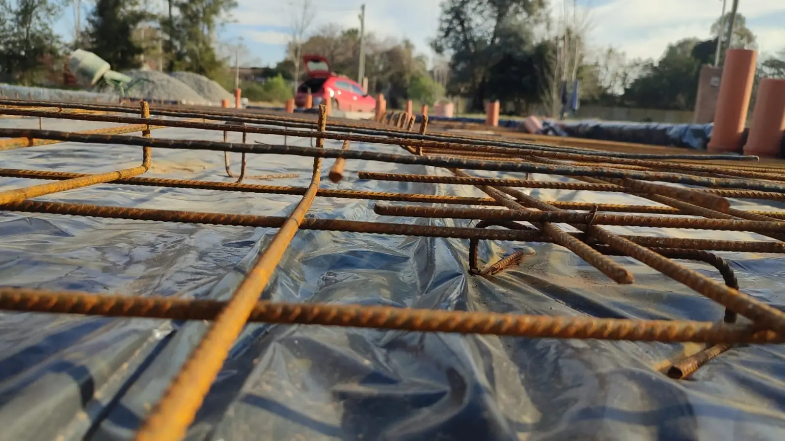 Vivienda compacta y ampliación — registro real de obra 02