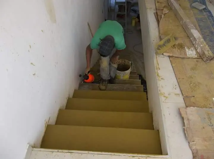 Vivienda compacta y ampliación — registro real de obra 16