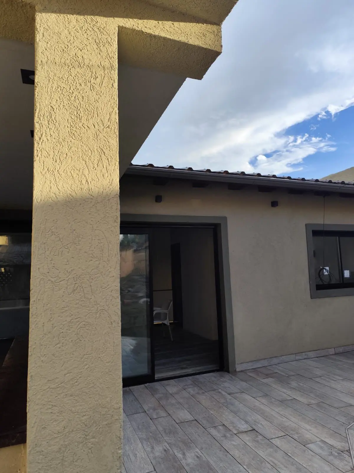Vivienda compacta y ampliación — registro real de obra 22