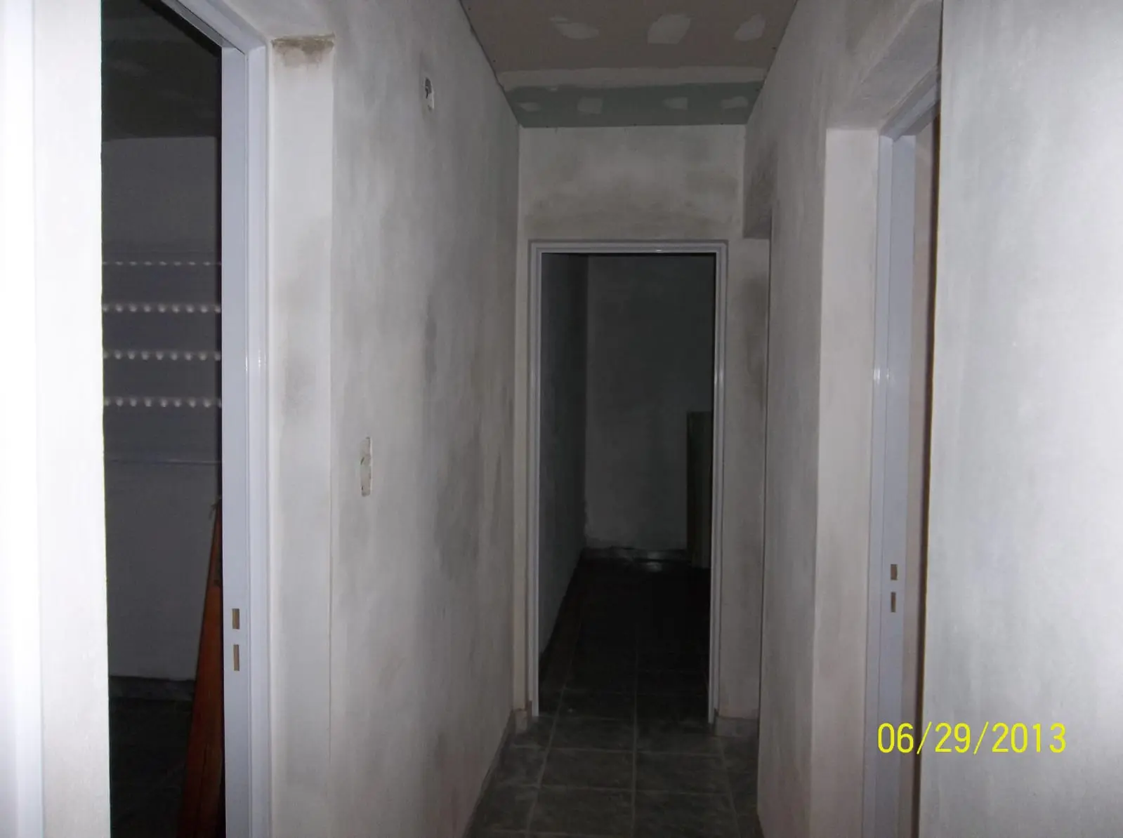 Vivienda compacta y ampliación — registro real de obra 25
