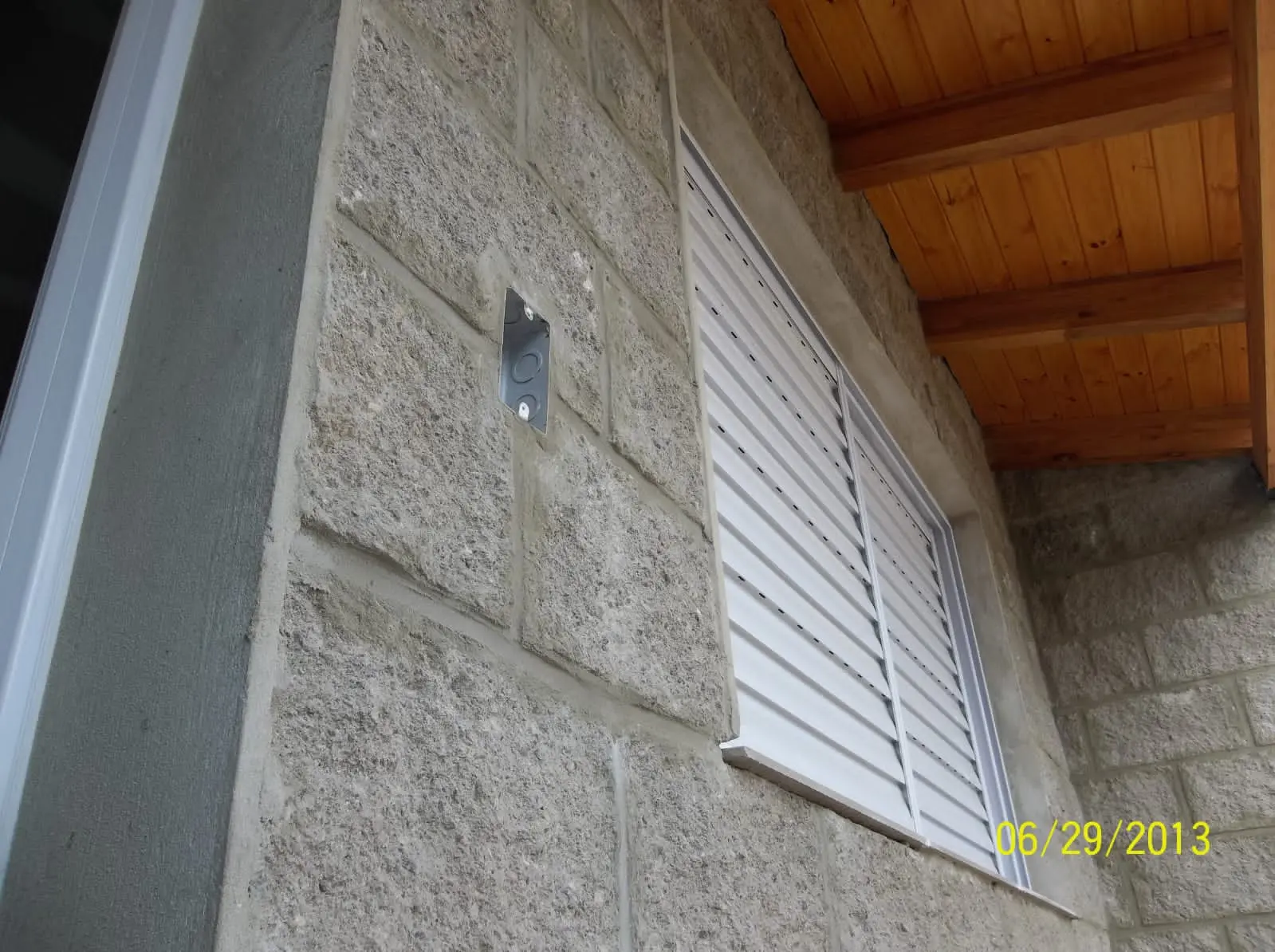 Vivienda compacta y ampliación — registro real de obra 33