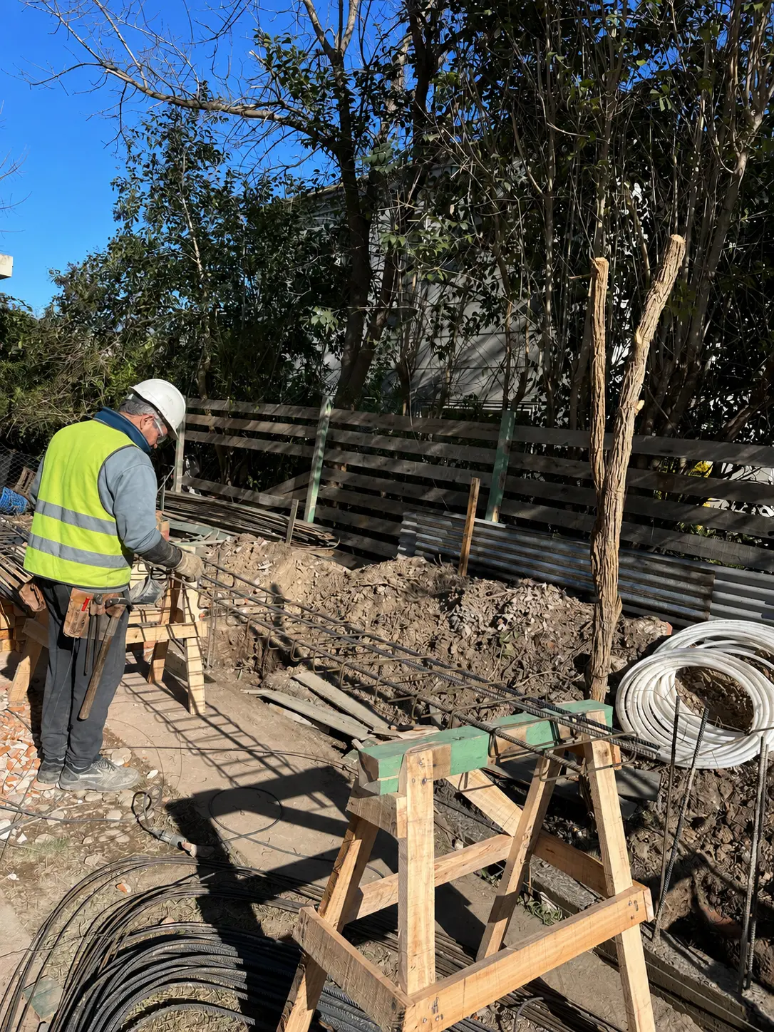 Fundaciones y estructura resistente — registro real de obra 12