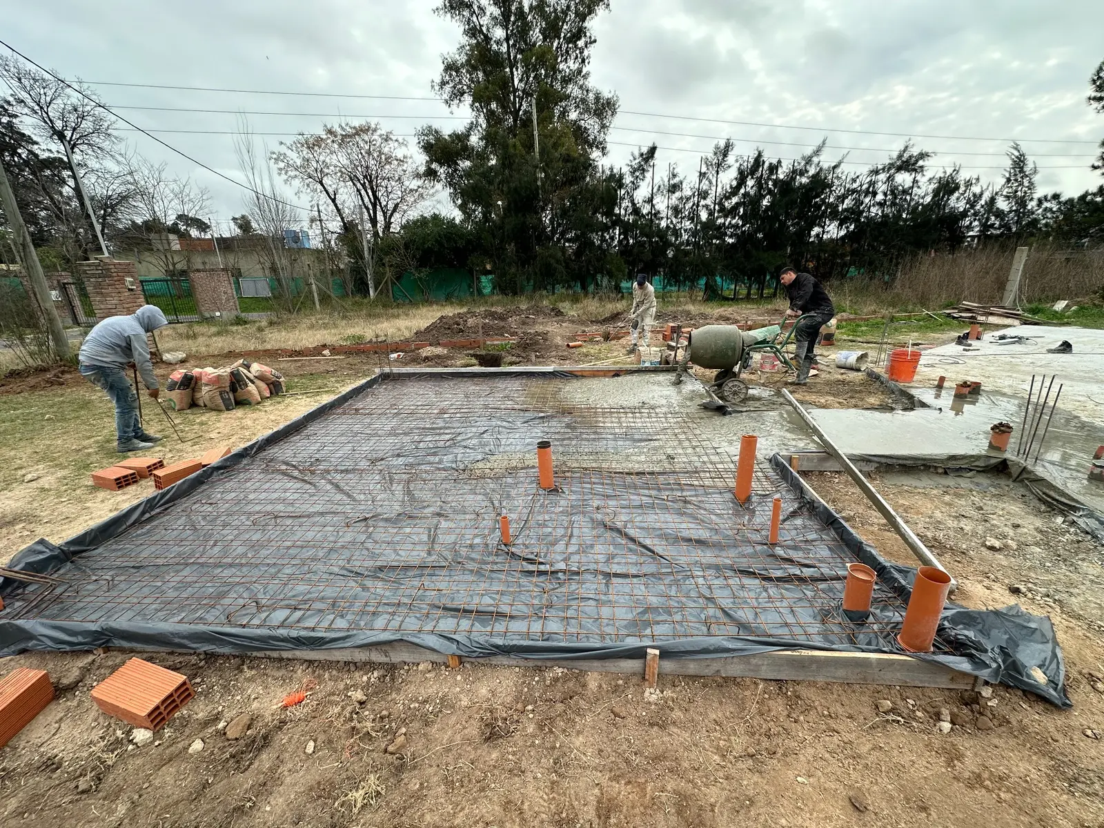 Fundaciones y estructura resistente — registro real de obra 25