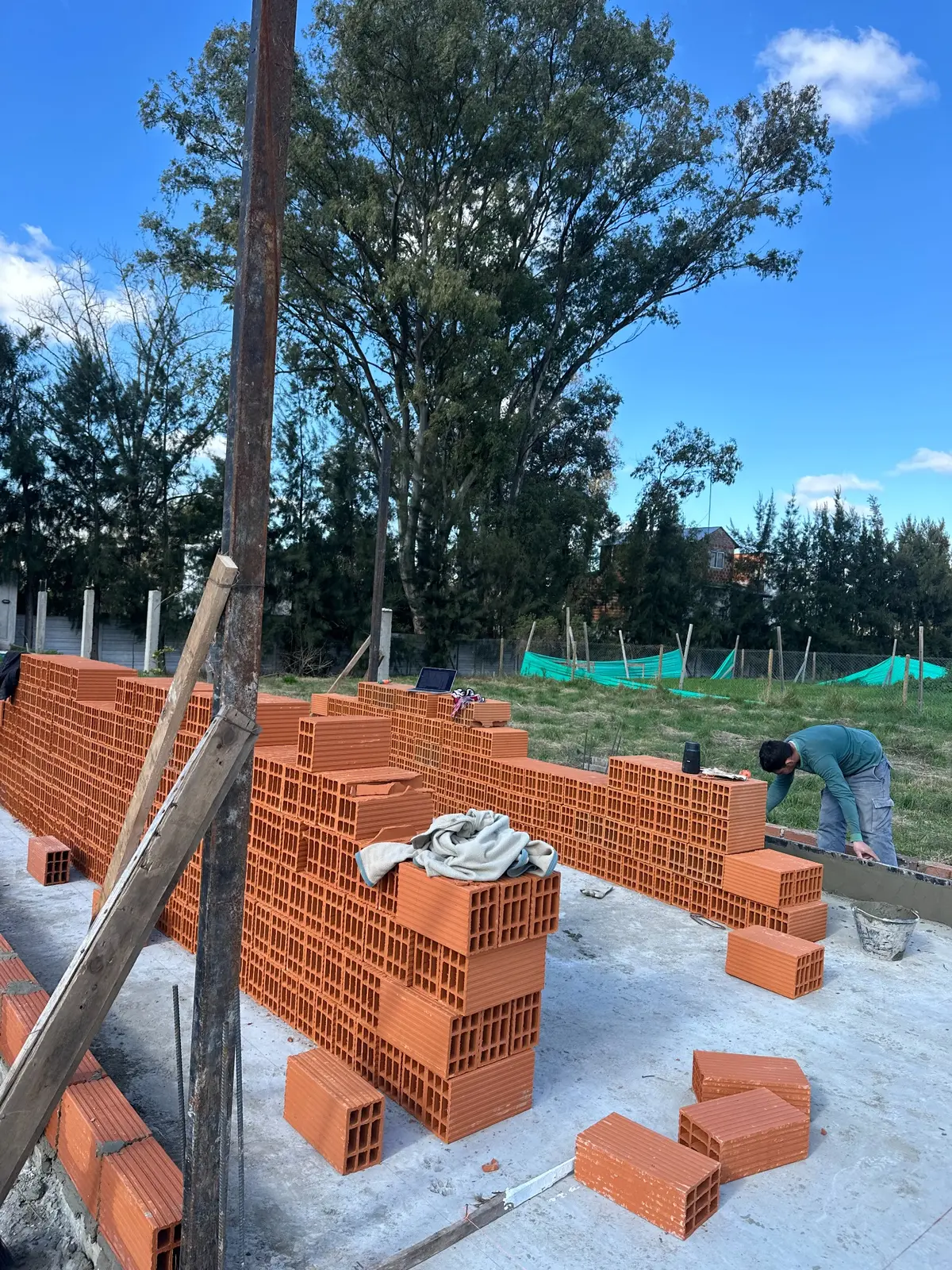 Fundaciones y estructura resistente — registro real de obra 27