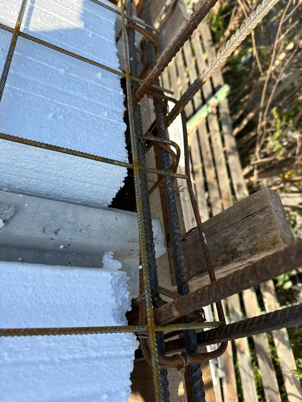 Fundaciones y estructura resistente — registro real de obra 30