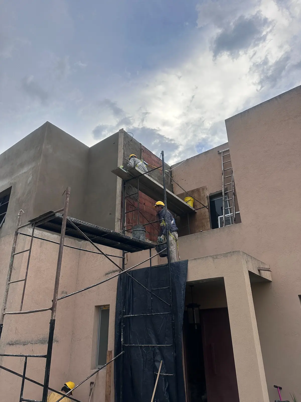 Ampliación residencial — registro real de obra 17